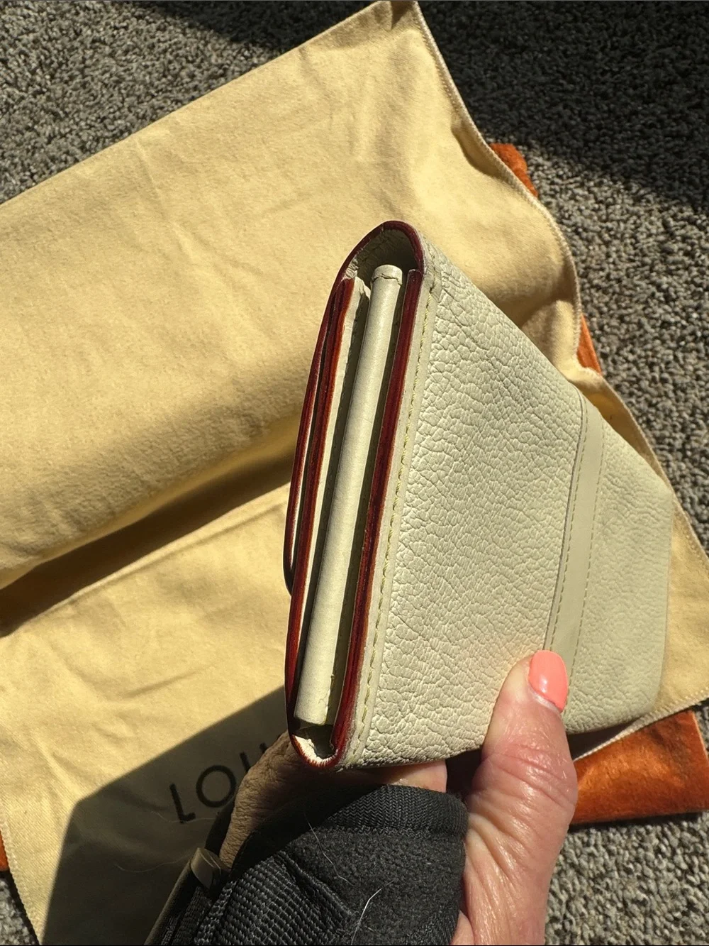 Louis Vuitton Cream Pebbled Leather Wallet with Gold Tone Hardware